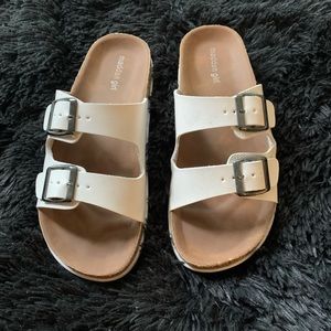 Madden girl slip on shoe